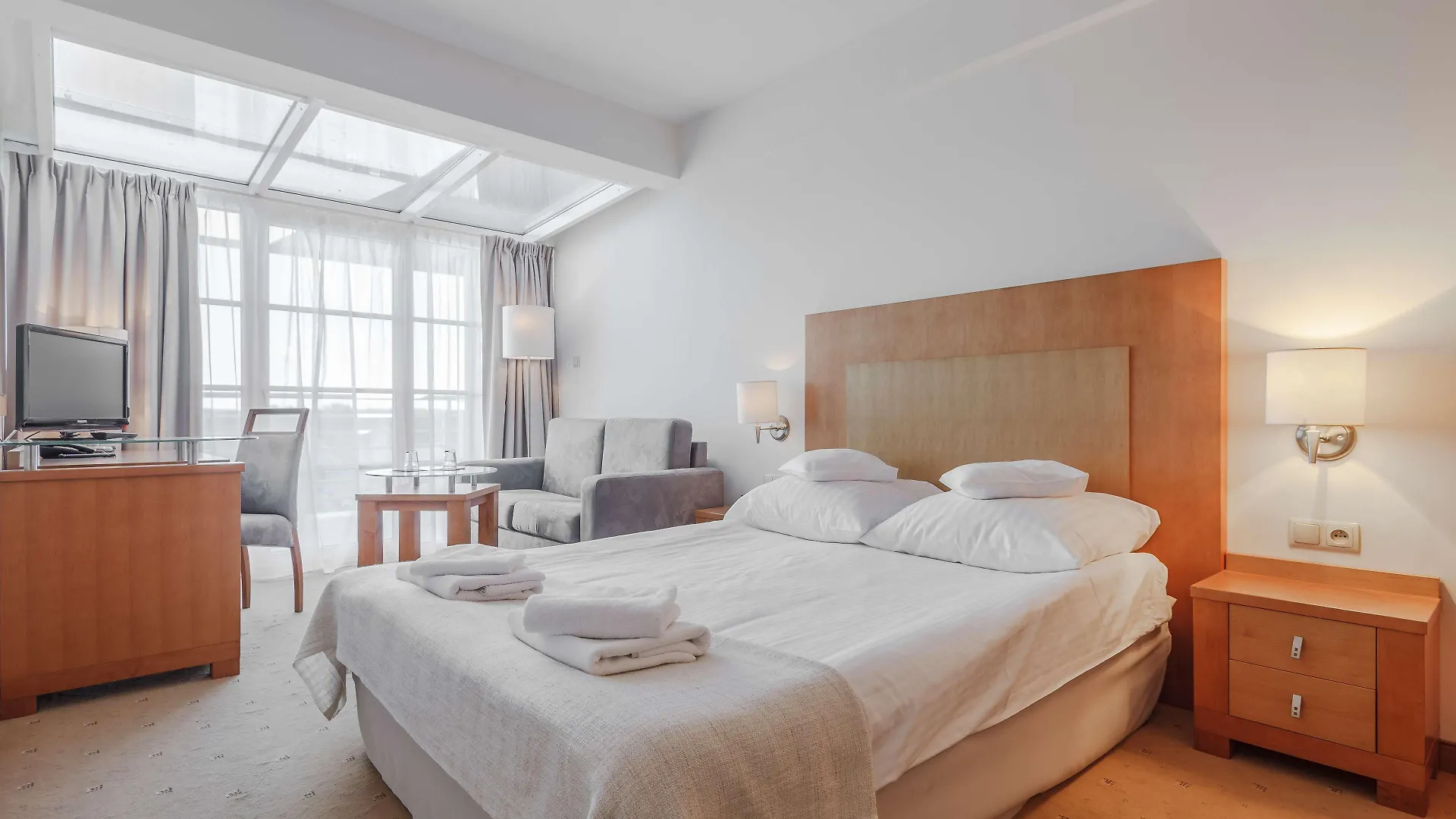 Hotel Edison Przeźmierowo