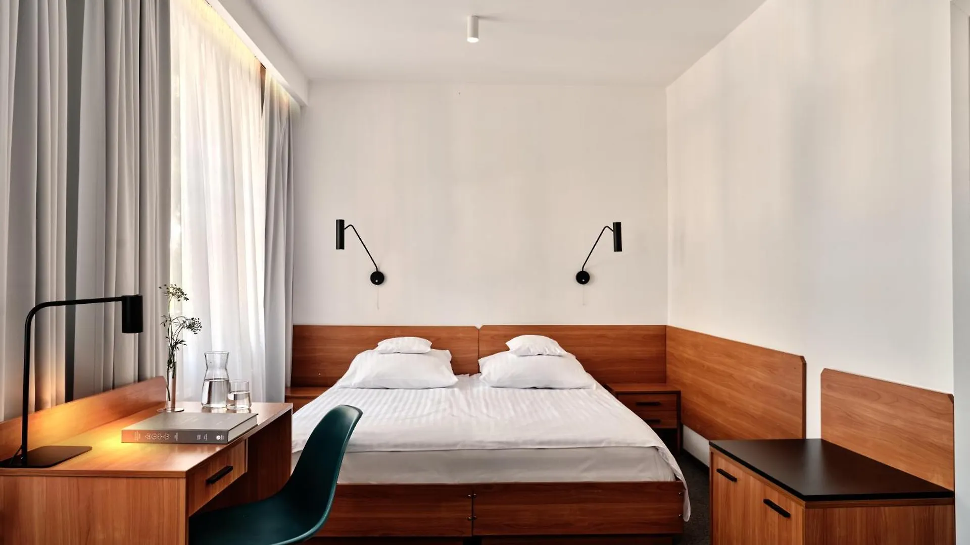 Hotel Edison Przeźmierowo